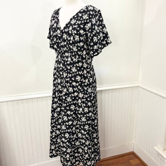 Disturbia UK 10 US 6 Shirt Dress Demeter Dark Floral Print V-Neck Midi Length - Picture 8 of 13